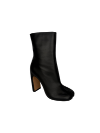 MAISON MARGIELA TABI ANKLE BOOT