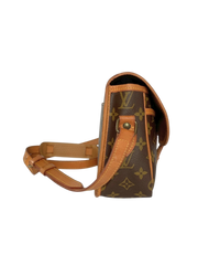 Louis Vuitton Satchel Messenger in Monogram Canvas