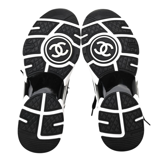 Chanel Low Top Trainer – White/Black (Women’s)