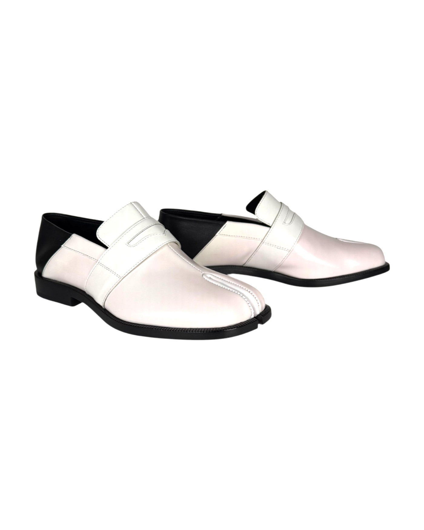 Maison Margiela MM22 Two-Tone Tabi Loafers