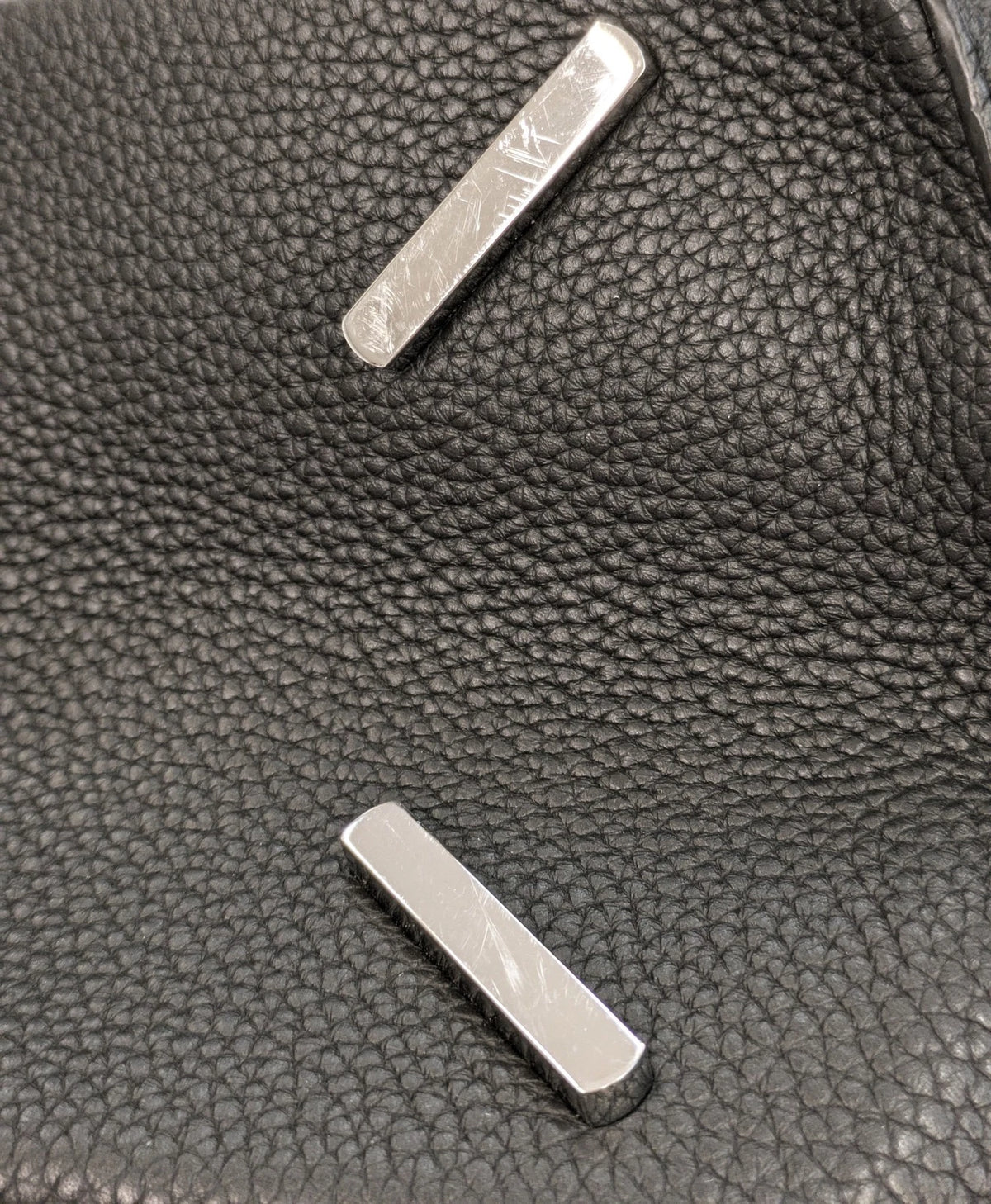 Loewe Puzzle Bag — Black Grainy Leather, hardware detail